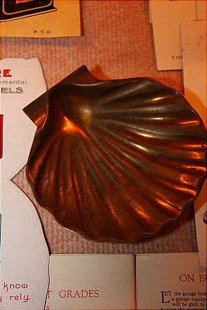SHELL BRASS ASHTRAY - click to enlarge